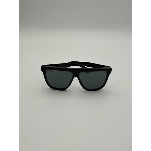 Gucci Rectangular 'Frame' Black Acetate Flat Top Sunglasses Size OS - Picture 3 of 6